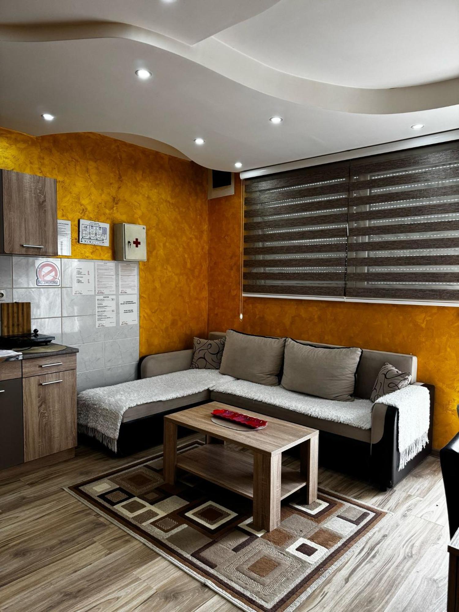 Apartments Vila Brzi & Beka Шабац Экстерьер фото